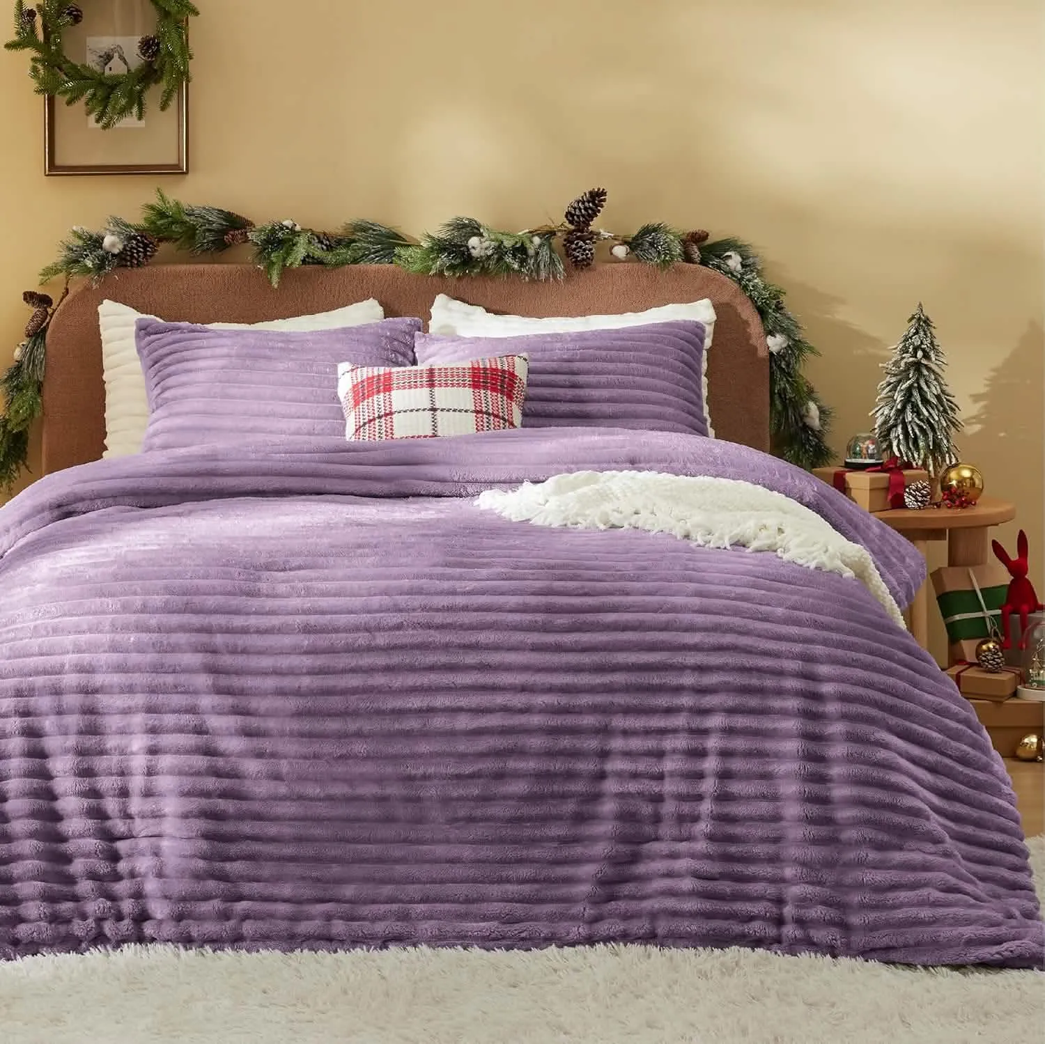 Bedsure Striped Flannel Comforter Set