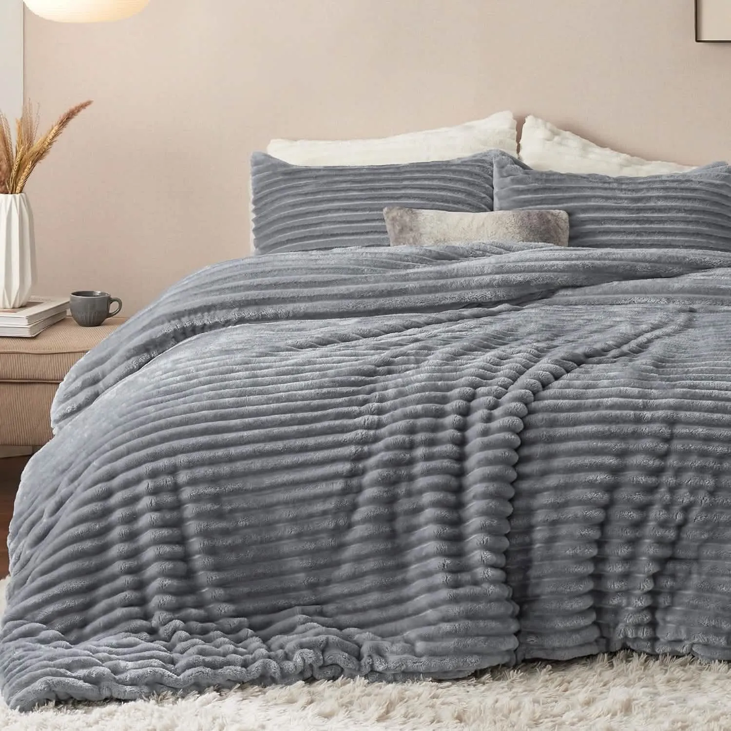 Bedsure Striped Flannel Comforter Set