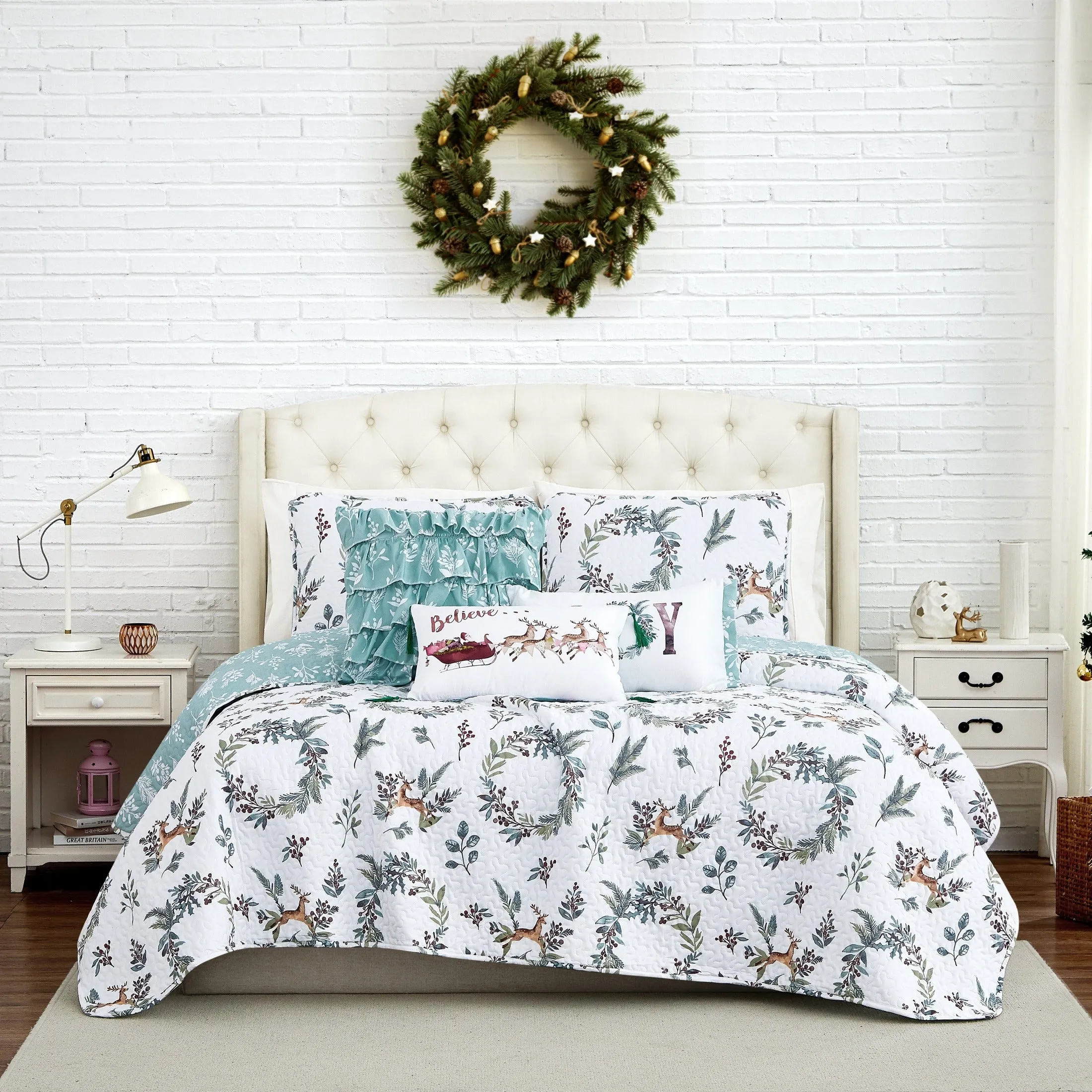 Happy Holidays 6-Piece Quilt Bedding Set